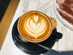 -Bracket Coffee(工体店)
