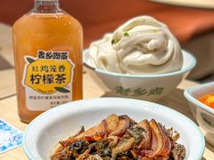 -老乡鸡(上海白玉兰广场店)