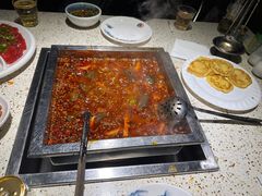 -二荆条·蜀鲜汇城市森林火锅