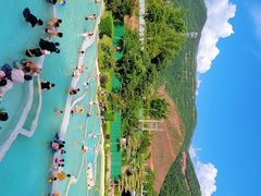 -十万大山布透温泉
