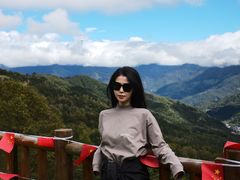 -硗碛藏寨·神木垒景区