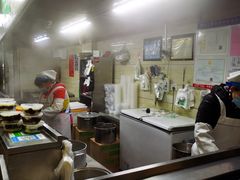 -芳婆糕团店(王府大街店)