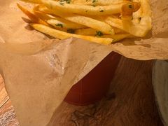 -玛格萝妮比萨屋(陆家浜路店)