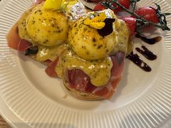 黑松露火腿班尼迪克蛋-UPPER KITCHEN(延安路店)