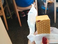 -微热山丘(台北民生公园门市店)