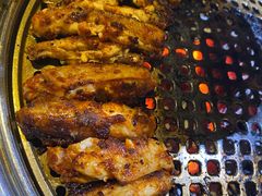 烤香辣鸡中翅-唯成•韩国炭火烤肉 유성고기