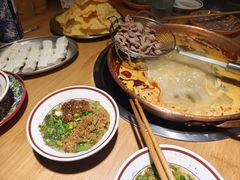 -洱火云南酸菜牛肉火锅(石景山当代商城店)