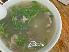 -罗卜李包子羊肉汤