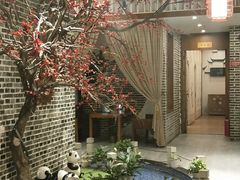 -万重锦·人文川菜馆(骡马市店)