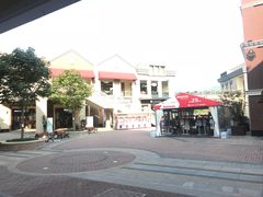 -王府井奥莱临潼小镇(临潼店)