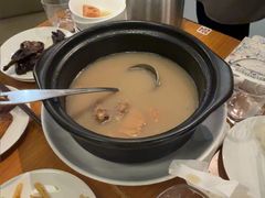 -莲餐厅·湖北菜·潜江小龙虾店(愚园路店)