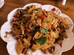 酸笋鸡胗-牛八宝桂林米粉(八里庄店)
