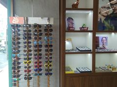 -明月眼镜(三坝店)