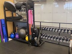 -Z&B Fitness Studio·Gym(前滩L+PLAZA店)