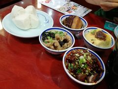 窄巷四小碗-窄巷子陕菜馆·地道陕西菜(粉巷店)