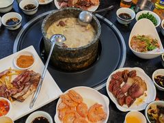 -南渝食府.墨脱石锅松茸鸡