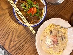-CowCow其其·牛杂咖啡公司(六运店)