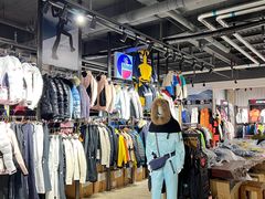-4+2肆加贰雪具库(上庄店)