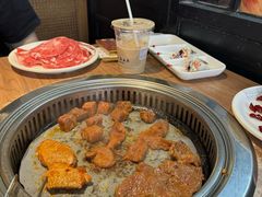 -千滋百味自助烤肉火锅(东门町店)