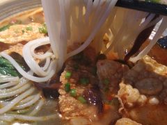 柳州老表螺蛳粉-桂小厨广西菜(世茂广场店)