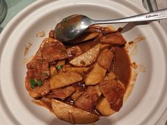 -海派美食·家宴海鲜青岛菜·石锅鲽鱼头(东方城店)