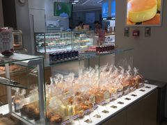 面包甜点陈列柜-好利来(梅江永旺店)