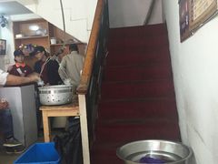 -佬钱湾仔(衣裳街店)