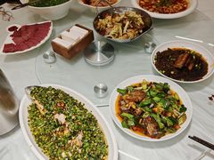 -华光驿站私房菜·黑金冠