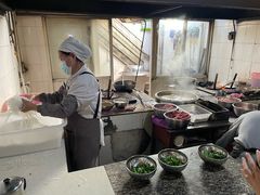 -正宗杨记普洱酸醋米线(总店)