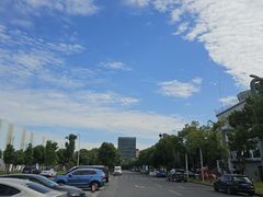 -极限PLAY运动娱乐新世界·团建派对潮玩休闲馆·室内蹦极高空游乐园