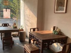 靠窗位-老清朝包子铺(开明街店)