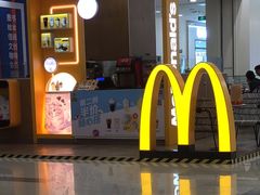 -麦当劳(凯德MALL太阳宫店)