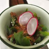 皮挺油的，菜肴做的也是非常美味，花菜口感特别好