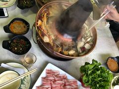 -羊家胡同·龙虾烧烤火锅(龙汇路店)
