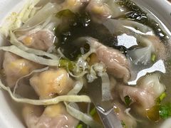 鸭蛋黄馄饨-吉云馄饨(桑梓路店)