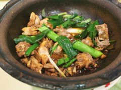 沙姜焗鸡煲-大唐靓汤江门私房菜(景田店)