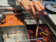 -海底捞火锅鲜切牛肉主题店(长寿路店)