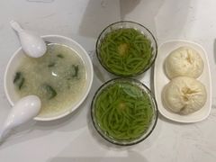 -李与白包子铺(桐梓林店)