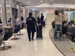 -八佰伴8008星级形象店