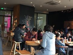 -星巴克臻选(莘庄仲盛店)