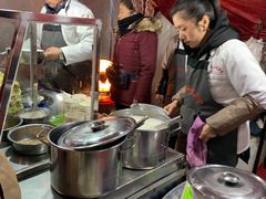 -清真老马家国华牛奶鸡蛋醪糟(正宁路店)