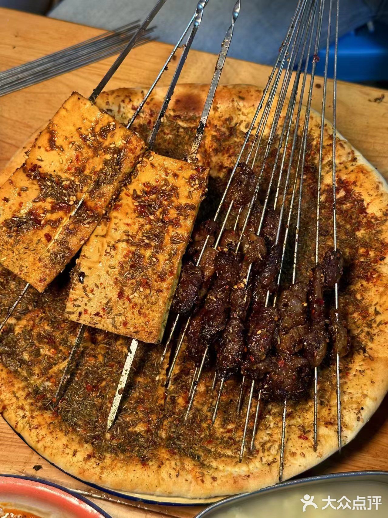 藏在巷子里的宝藏烤肉就是这家！！！