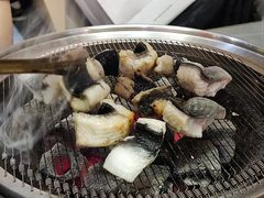 -围炉肉舍•炭烤活鳗•丹东海鲜烤肉(步行街店)