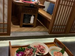 -明洞阿姨·韩式酱蟹烤肉·创意料理(三元桥店)