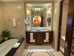 -广州富力丽思卡尔顿酒店