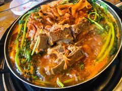 -喇喇排骨火锅·传统韩式脊骨汤(望京西园总店)