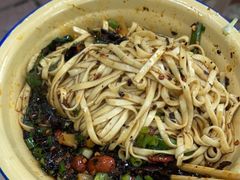 -张记奔吃小面