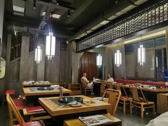 大堂-杨肥肠火锅大排档(火车站花园店)