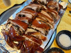 四更烤乳猪-东方之猪四更烤乳猪(金垦总店)