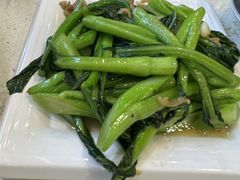 -香港新发烧腊茶餐厅(水围店)